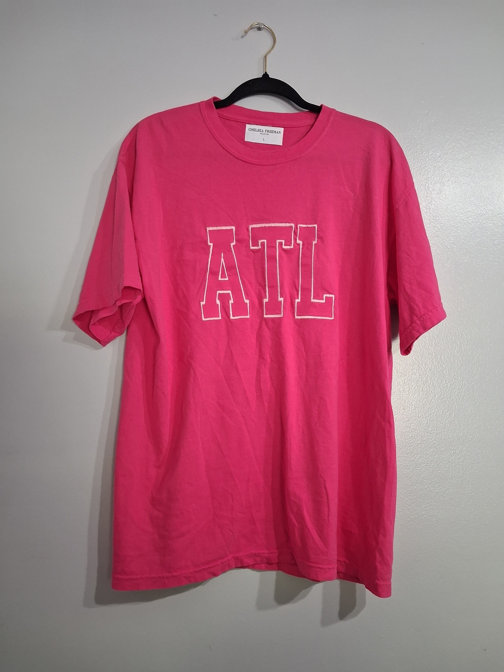 Chelsea Freeman Collection ATL Varsity Tee Pink T-Shirt Size L